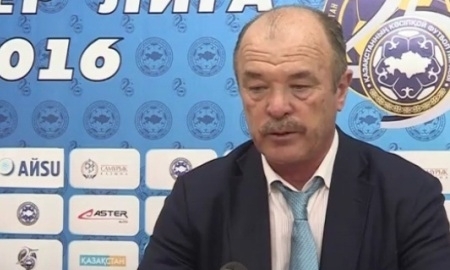 Видео послематчевой пресс-конференции Байсеитова игры Премьер-Лиги «Ордабасы» — «Кайрат» 2:1