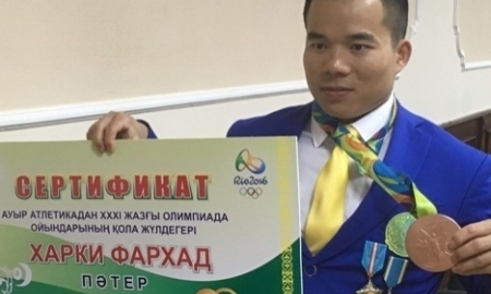 Харки подарили квартиру и поручили ему выучить казахский язык