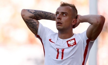 Гросицки не сыграет с Казахстаном 