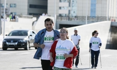 Слепой алматинец принял участие в «Астана Марафоне»