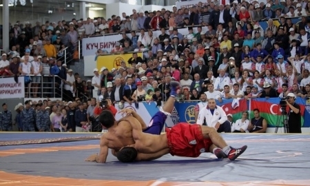 Сборная Казахстана завоевала «серебро» и «бронзу» в борьбе гюлеш