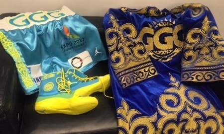 Головкин показал форму на бой с Бруком