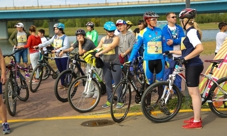 Путевкой на Иссык-Куль наградили в Астане победителей «семейного дуатлона»