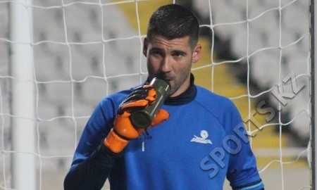 «Астана» минимально ведет у АПОЭЛа после первого тайма