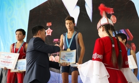 Кызылординские борцы завоевали 16 медалей международного турнира по греко-римской борьбе