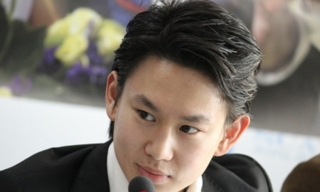 Тен рассказал о своих планах на встрече с болельщиками в Алматы