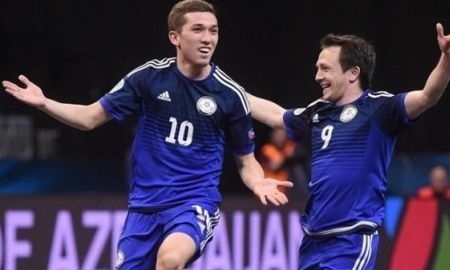 Казахстан играет вничью с Испанией после первого тайма