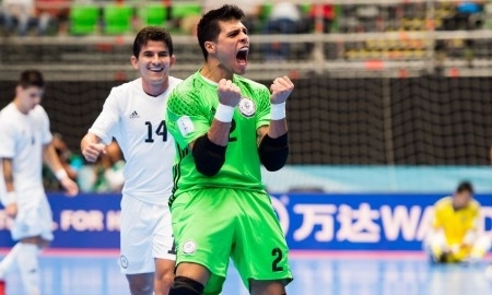 «Мы победили, однако не совсем знали, что делать, когда Игита собирается бить». Обзор испанских СМИ после матча Испания — Казахстан