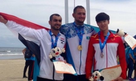 Худяков стал победителем Азиатских Пляжных Игр в Дананге по плаванию