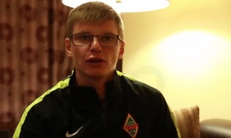 Аршавин собрался побрить казахстанского журналиста