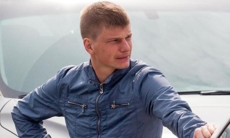 Sportsdaily.ru: «Аршавин сдаваться не привык»