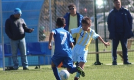 «Астана-2004» продолжает бороться за чемпионство