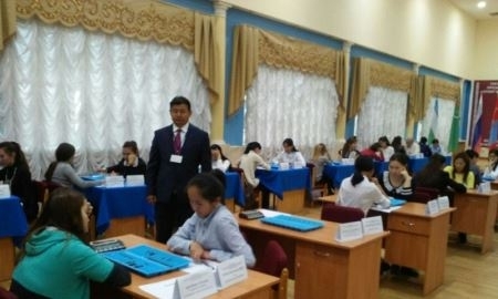 В Актобе стартовал международный турнир по тогызкумалаку