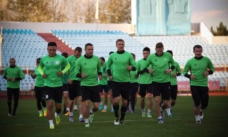 Фоторепортаж с тренировки «Атырау» в Караганде 