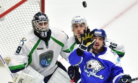 Фоторепортаж с матча КХЛ «Барыс» — «Югра» 3:2