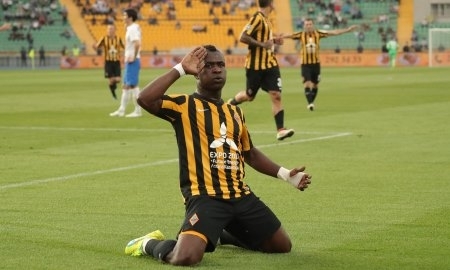 Фоторепортаж с матча Премьер-Лиги «Кайрат» — «Иртыш» 2:1