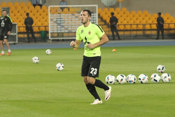 Суюмбаев испытал на себе серьезные нагрузки Цхададзе