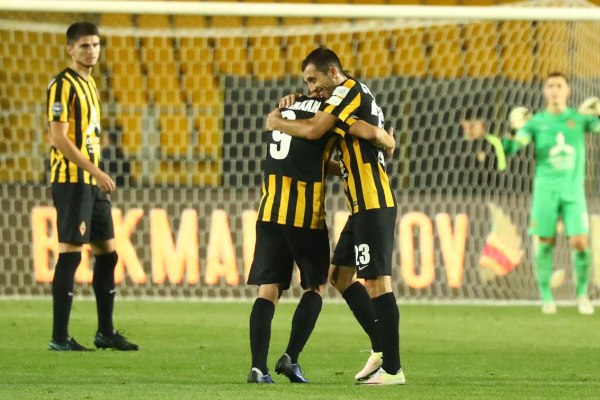 Суюмбаев уже стал своим в «Кайрате»