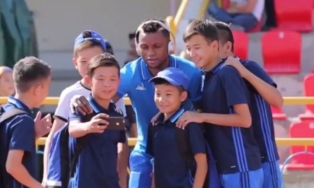 Видеосюжет о матче Премьер-Лиги «Ордабасы» — «Астана» 0:1