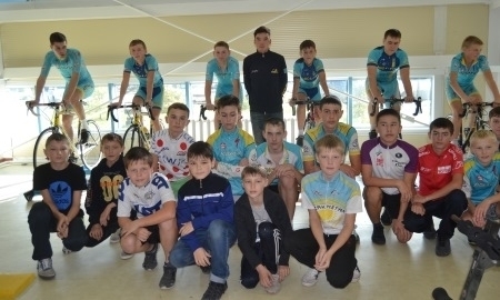 Олимпиец Кожатаев провел разминку для школьников в СКО