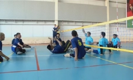 В Уральске проходит чемпионат Казахстана по волейболу сидя