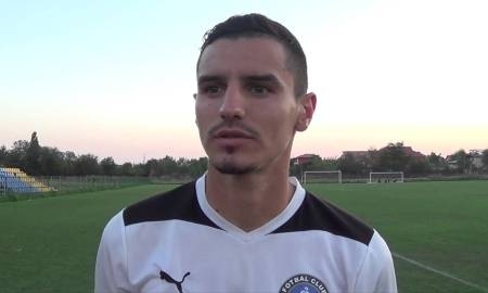 Ромарио Бензар: «Казахстан хорошо атакует и играет на синтетике, но я уверен в нашей победе»