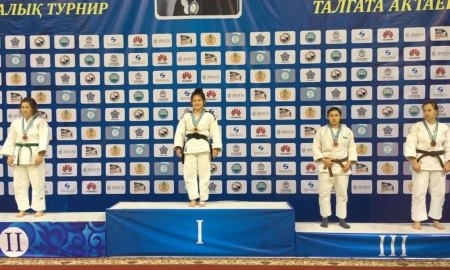 Спортсменка из Актау завоевала золотую медаль на международном турнире по дзюдо