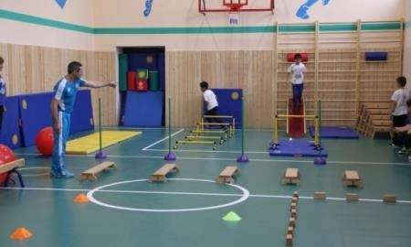 Олимпийский чемпион провел тренировку для аршалынских детей