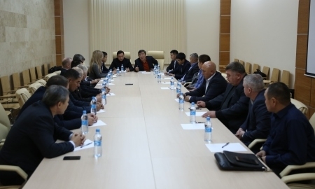 Айтжанов остаётся главным тренером сборной РК