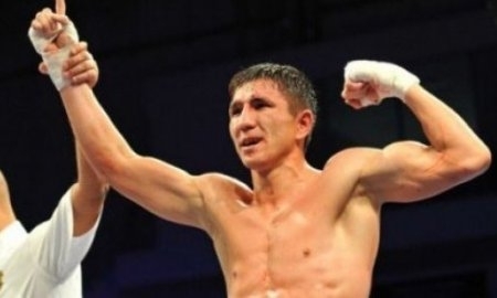 СМИ назвали Ашкеева новой звездой бокса из Казахстана