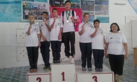 Два пловца из Актау стали чемпионами республиканского турнира среди инвалидов