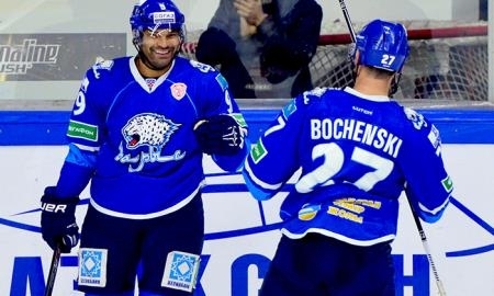 Доус и Боченски делят звание лучшего снайпера среди иностранных игроков в истории КХЛ