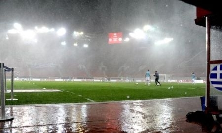 За два дня до матча «Олимпиакос» — «Астана» в Пирее дождь и сильный ветер