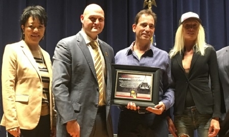 Промоутер Головкина получил награду Спортивной комиссии штата Калифорния