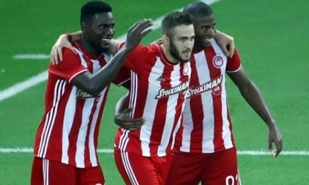 «Олимпиакос» после «Астаны» вырвал победу в матче с ПАОКом