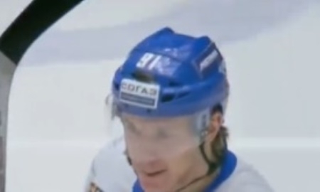 Силовые приемы Иванова и Боченски вошли в ТОП-10 лучших силовых приемов недели КХЛ