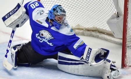 Фоторепортаж с матча КХЛ «Барыс» — «Лада» 2:4