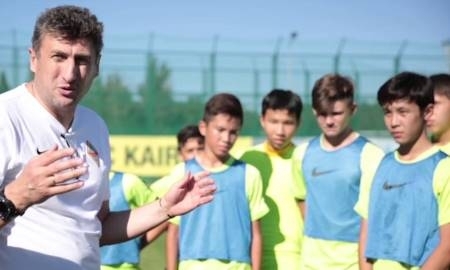 Видео с мастер-класса тренеров основы «Кайрата» для Академии клуба