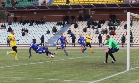 Фоторепортаж с матча Премьер-Лиги «Тобол» — «Акжайык» 0:1