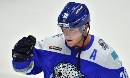 Фоторепортаж с матча КХЛ «Барыс» — «Динамо» Москва 1:0