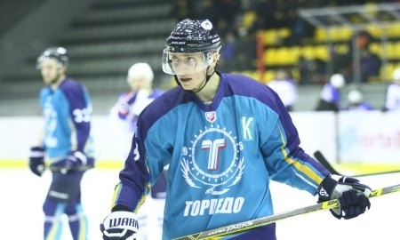 Фоторепортаж с матча ВХЛ «Торпедо» — «Зауралье» 3:2