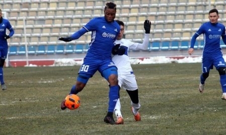 Фоторепортаж с матча Премьер-Лиги «Окжетпес» — «Астана» 0:0