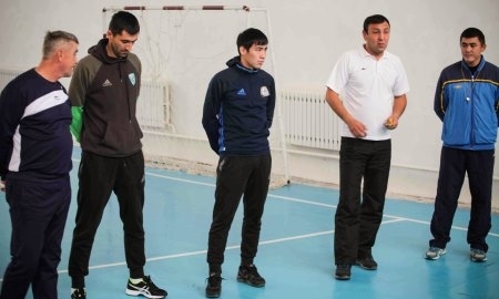 Видео мастер-класса Мулдарова и Сапарова для воспитанников «Атырау»