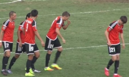 Видеообзор матча Премьер-Лиги «Тараз» — «Шахтер» 2:1 