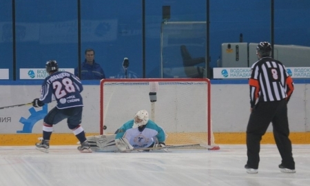 «Торпедо» рассталось с тренером вратарей Бызовым
