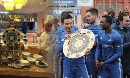 «Астане» подарили торт в виде чемпионской салатницы