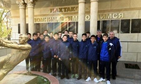 «Астана-2002» посетила мемориальный памятник «Пахтакор-79»