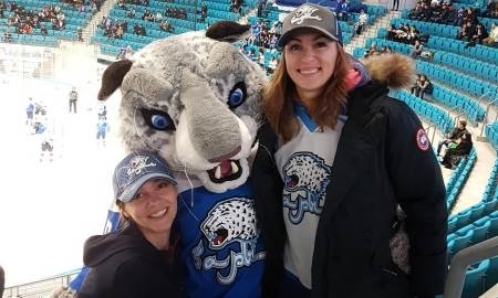 Шведова поддержала «Барыс» в матче со «Слованом»