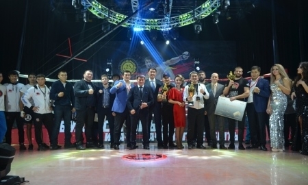 Тренеру бойцов ММА Астаны подарили счет в швейцарском банке