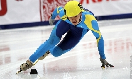 Казахстанские шорт-трекисты стали третьими в эстафете на этапе Кубка мира